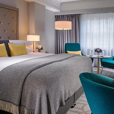 فندق The Davenport 4*