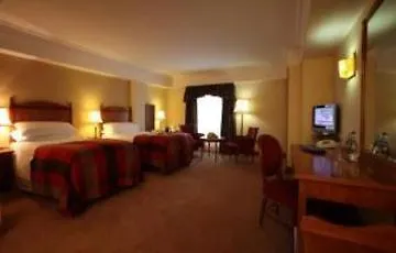 The Davenport 4*